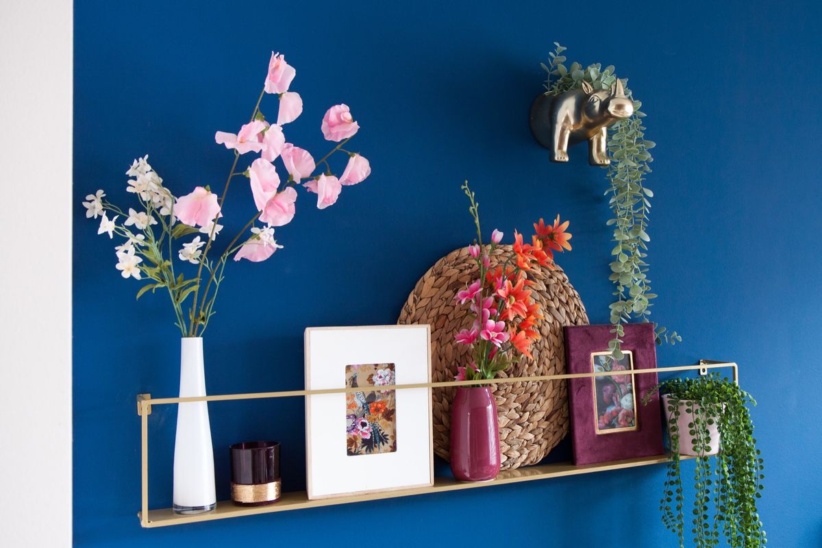 Wandplank in de woonkamer